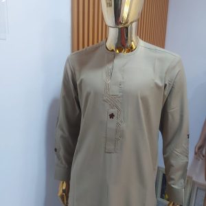 Carton brown kaftan with embroidery